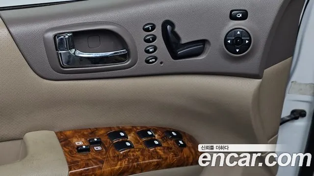 Kia Carnival — фото 12