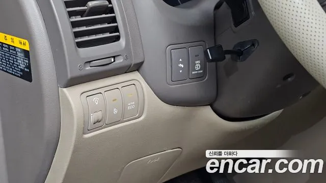 Kia Carnival — фото 13
