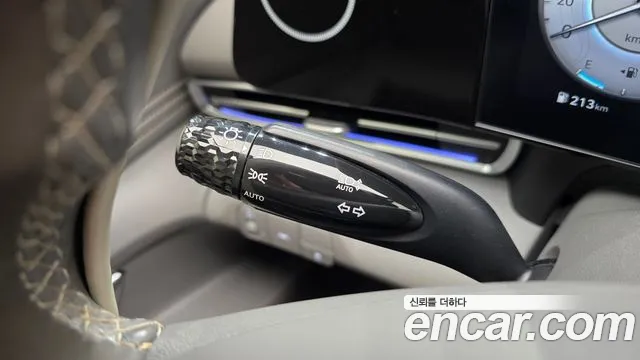 Hyundai Avante — фото 20