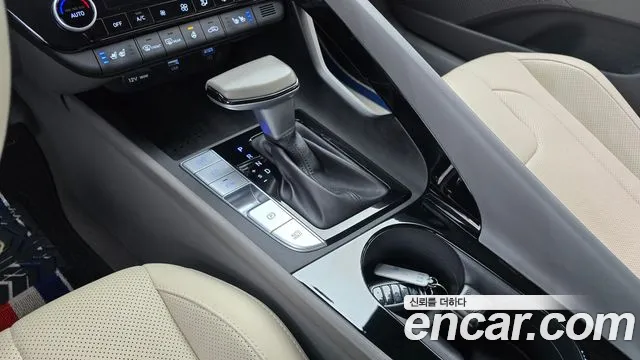 Hyundai Avante — фото 9