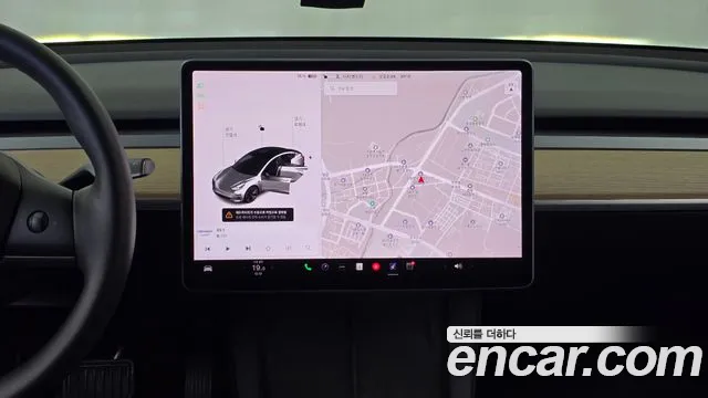 Tesla Model 3 — фото 14
