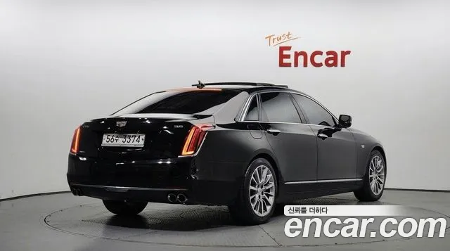 Cadillac CT6 — фото 2