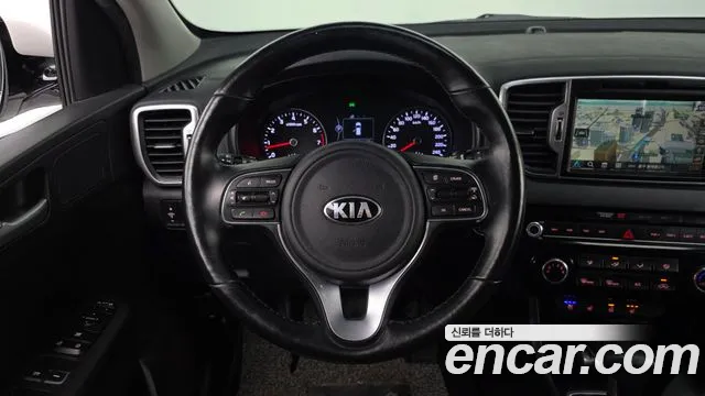 Kia Sportage — фото 12