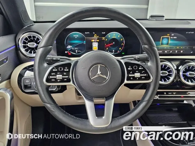 Mercedes-Benz A-Class — фото 13