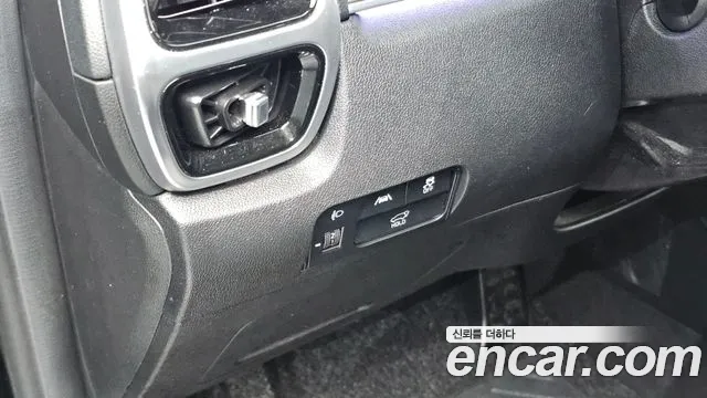Kia Sorento — фото 13