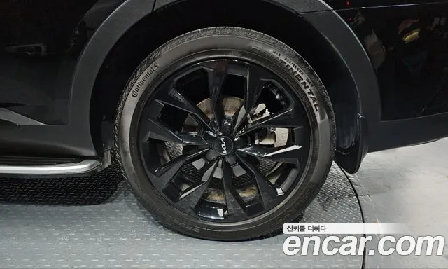 Kia Sorento — фото 21