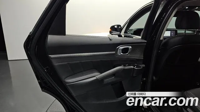 Kia Sorento — фото 25