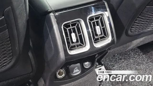 Kia Sorento — фото 32