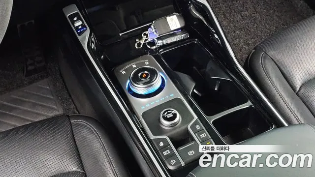Kia Sorento — фото 8