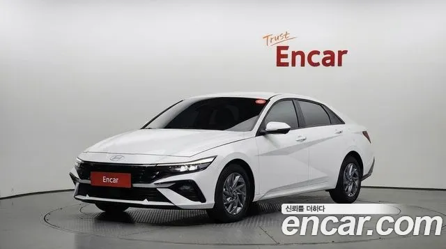 Hyundai Avante — фото 1