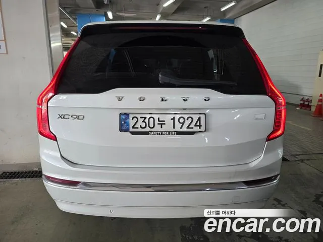 Volvo XC90 — фото 3
