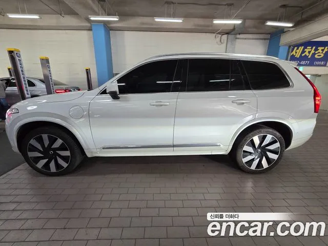 Volvo XC90 — фото 4