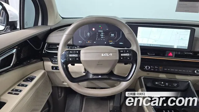 Kia Carnival — фото 13