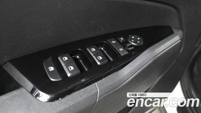 Kia Sportage — фото 28