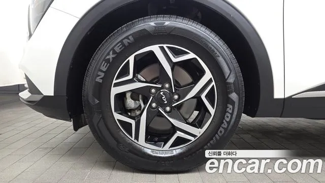 Kia Sportage — фото 5
