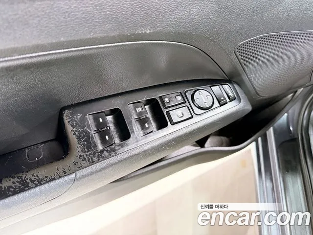 Hyundai Avante — фото 8