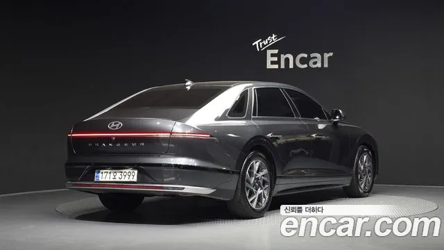 Hyundai Grandeur — фото 1