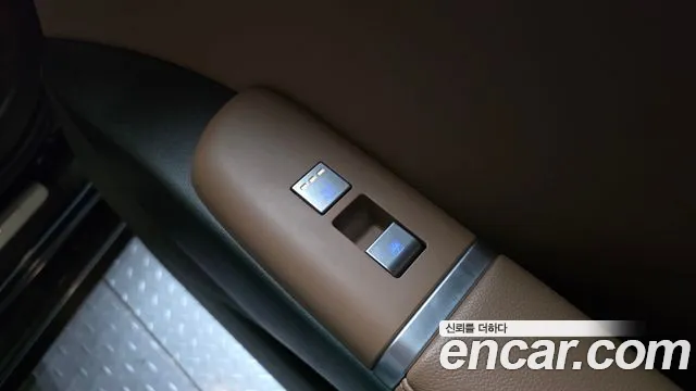 Hyundai Grandeur — фото 18