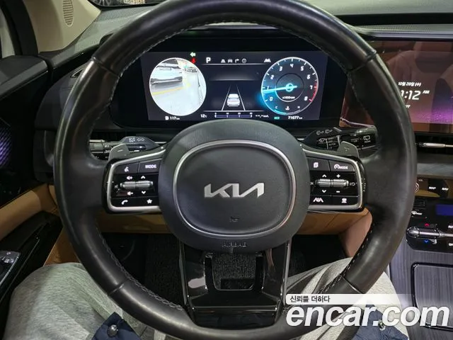 Kia Carnival — фото 10