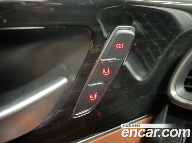 Kia Sorento — фото 9