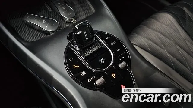 BYD Seal — фото 8