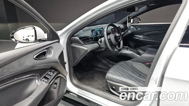 BYD Seal — фото 9