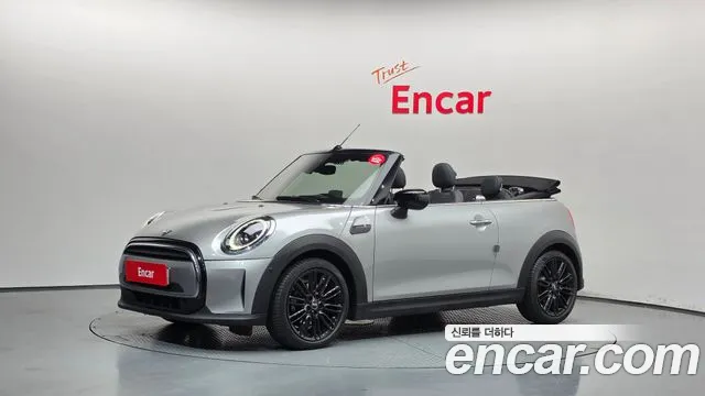 Mini Cooper Convertible — фото 1