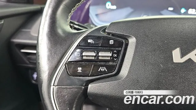 Kia EV6 — фото 27
