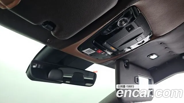 Kia EV6 — фото 28