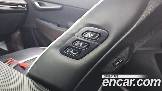 Kia EV6 — фото 30