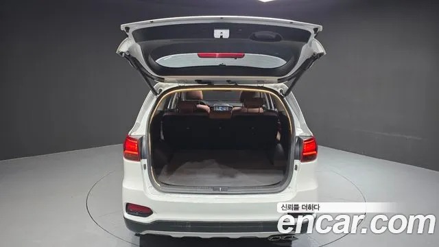 Kia Sorento — фото 17