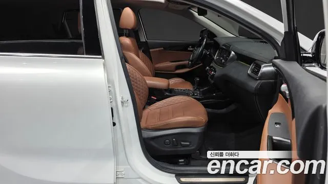 Kia Sorento — фото 26