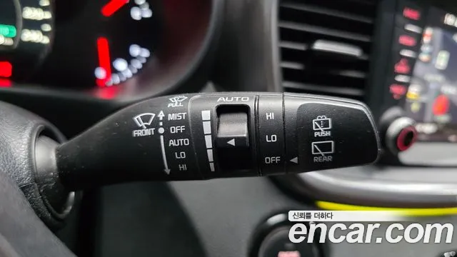 Kia Sorento — фото 28