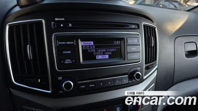 Hyundai Starex — фото 15