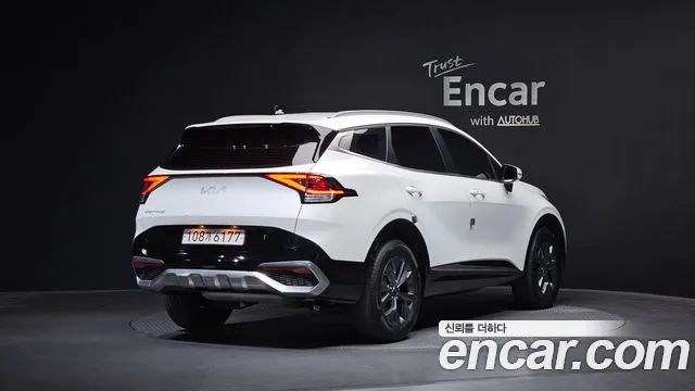 Kia Sportage — фото 1