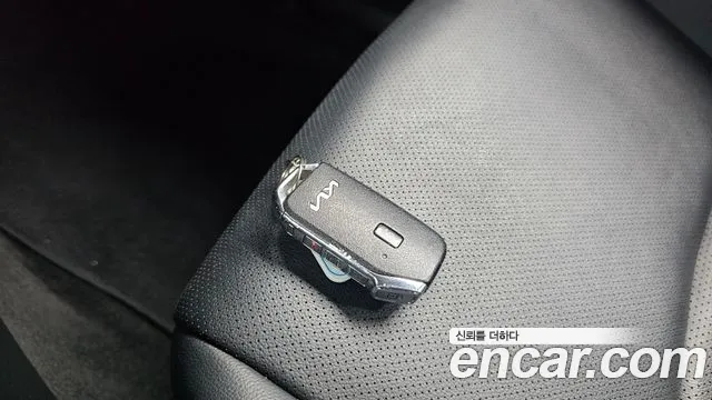 Kia Sportage — фото 14