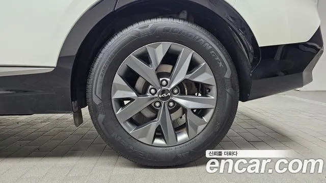 Kia Sportage — фото 21
