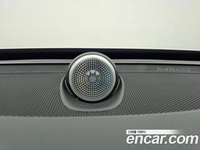 Volvo XC90 — фото 14