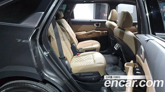 Kia Sorento — фото 11