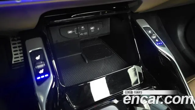 Kia Sorento — фото 19