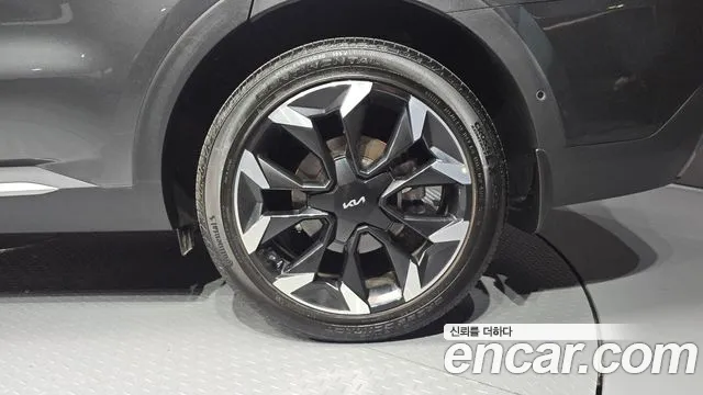 Kia Sorento — фото 21