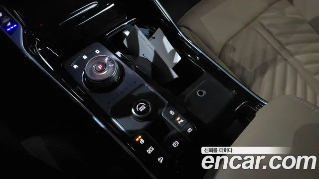 Kia Sorento — фото 9