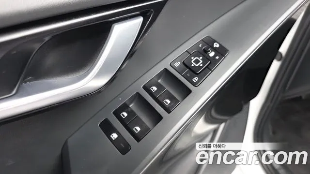Kia Niro — фото 17