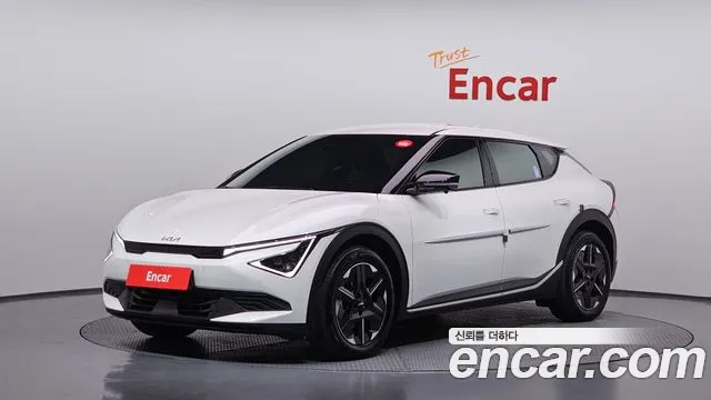 Kia EV6 — фото 1