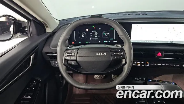 Kia EV6 — фото 13