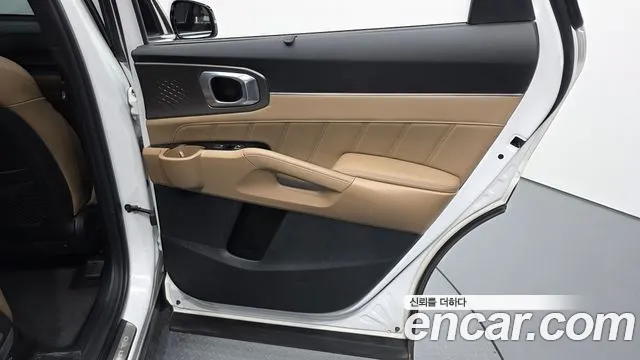 Kia Sorento — фото 25