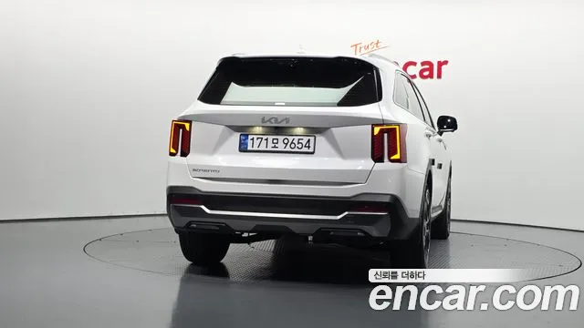 Kia Sorento — фото 4