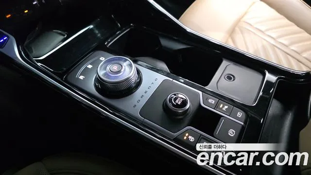 Kia Sorento — фото 9