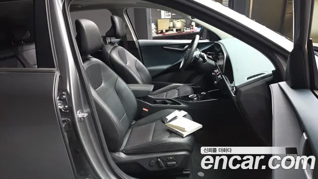 Kia Niro — фото 11