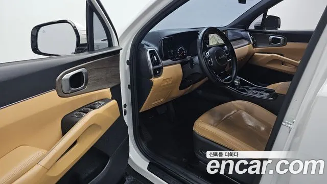 Kia Sorento — фото 11